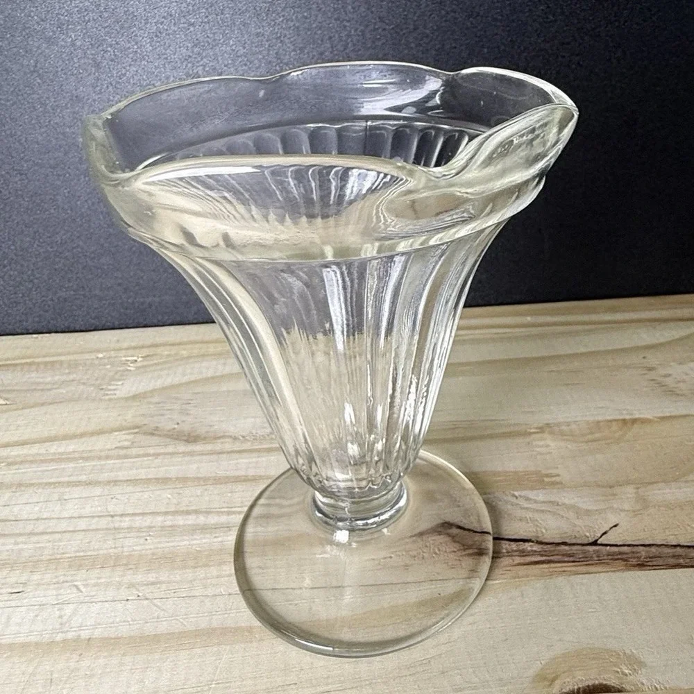 Vintage‎ Mixed Footed Parfait Milkshake Ice Cream Soda Fountain Glasses Set of 3